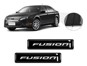 Kit 2 Emblemas Adesivos 3D Resinado Fusion Coluna Kit 2 Emblemas Adesivos 3D Resinado Fusion Coluna