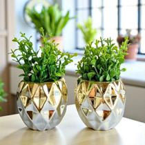 Kit 2 Enfeite de Mesa Vasinhos Dourado 3D + Planta Artificial Elegante Luxo