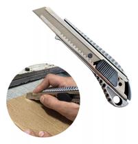 Kit 2 Estilete 18mm Casca Liga Aco 1 Lamina - Atopy Kit 2 Estilete 18mm Casca Liga Aco 1 Lamina - Atopy