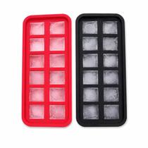 Kit 2 Formas de Gelo em Silicone 12 Cavidades Vermelha e Preta Flexível Reutilizável para Cubos de Gelo Kit 2 Formas de Gelo em Silicone 12 Cavidades Vermelha e Preta Flexível Reutilizável para Cubos de Gelo