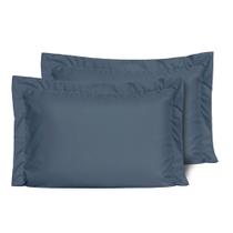 Kit 2 Fronhas Slim com 3 Abas 50cm x 70cm Micropercal 200 Fios - Marinho - 100% Poliéster Kit 2 Fronhas Slim com 3 Abas 50cm x 70cm Micropercal 200 Fios - Marinho - 100% Poliéster