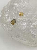 Kit 2 Gemas Naturais Citrino Gota Aprox. 10mm 1.5ct Kit 2 Gemas Naturais Citrino Gota Aprox. 10mm 1.5ct