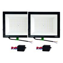 Kit 2 Holofote Refletor Projetor 200w Led Ip66 6000k + 2 Rele Fotocelula Bivolt