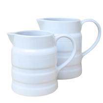 Kit 2 Jarras Artísticas - Leiteira, Sucos e Bebidas - 600 e 850ML - Porcelana Branca
