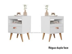 Kit 2 Mesas Cabeceira Mendes Pés Palito Cor: Branco / Nature Kit 2 Mesas Cabeceira Mendes Pés Palito Cor: Branco / Nature