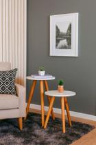 Kit 2 Mesas Cora de Canto Redondas Pé Palito MDF Branco Mesa Lateral para Sala Quarto Escritório Kit 2 Mesas Cora de Canto Redondas Pé Palito MDF Branco Mesa Lateral para Sala Quarto Escritório