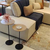 Kit 2 Mesas Laterais Karla - Baixa/alta, Tampos Redondos Bp Itapoã e Bases Micro Texturizado