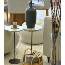 Kit 2 Mesas Laterais NORINA - BAIXA / ALTA, tampo redondo Imerso e base Aço Corten.