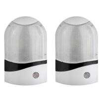 Kit 2 Mini Abajur De Tomada Luminária Led com Sensor Noturno Luz Suave Kit 2 Mini Abajur De Tomada Luminária Led com Sensor Noturno Luz Suave
