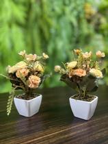 Kit 2 mini arranjos de flores artificiais amarelo mesclado decoração lembrancinhas jardim