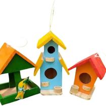 Kit 2 Minis Casinhas e 1 Mini Comedouro de Passarinho Coloridos feitos de Madeira Casa Decoração