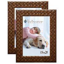 Kit 2 Molduras Porta Retrato 15x21 3cm Relevo Marrom Kit 2 Molduras Porta Retrato 15x21 3cm Relevo Marrom