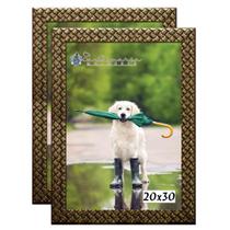 Kit 2 Molduras Porta Retrato 20x30 3cm Relevo Dourado Kit 2 Molduras Porta Retrato 20x30 3cm Relevo Dourado