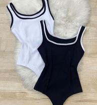 Kit 2 pçs body canelado feminino- preto c/ branco e branco c/preto- tam. m Kit 2 pçs body canelado feminino- preto c/ branco e branco c/preto- tam. m