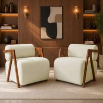 Kit 2 Poltronas Chloe Decorativas Orgânicas Bouclé Premium de Luxo para Sala Quarto Recepção Encosto Rolo Estrutura Amadeirada
