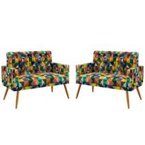 Kit 2 Poltronas Namoradeira Estofadas Nina com Rodapé e Capitonê Sued Estampado Colorido Aradecor Kit 2 Poltronas Namoradeira Estofadas Nina com Rodapé e Capitonê Sued Estampado Colorido Aradecor