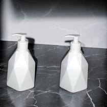 KIT 2 Porta Sabonete Líquido ou Álcool em Gel 500ml Preta ou Branca KIT 2 Porta Sabonete Líquido ou Álcool em Gel 500ml Preta ou Branca