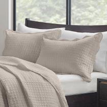 Kit 2 Porta Travesseiros Percal Matelado 150 Fios Pastilhas Matelasse 70x50cm com Abas Americanas Kit 2 Porta Travesseiros Percal Matelado 150 Fios Pastilhas Matelasse 70x50cm com Abas Americanas