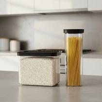 Kit 2 Potes Herméticos para Mantimentos, Arroz e Macarrão Kit 2 Potes Herméticos para Mantimentos, Arroz e Macarrão