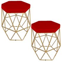 Kit 2 puff decorativos para sala hexagonal aramado base dourada suede vermelho - clique e decore - CLIQUE & DECORE