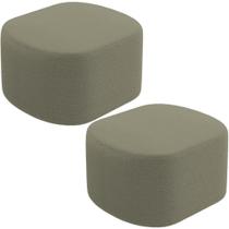 Kit 2 Puffs Decorativos Orgânico Para Living Quarto 70cm Doha W01 Bouclê Verde Oliva - Lyam Decor
