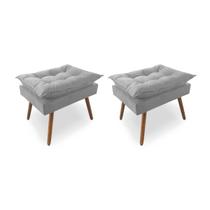 Kit 2 Puffs Decorativos Quadrados Opala Pés Palito Tecido Suede Cinza Claro Kimi Design