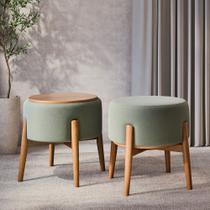 Kit 2 Puffs Dual 2 em 1 Acabamento Moderno Vira Mesa de Apoio Chenille Verde Kit 2 Puffs Dual 2 em 1 Acabamento Moderno Vira Mesa de Apoio Chenille Verde