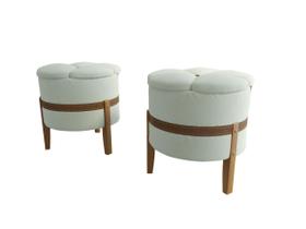 Kit 2 Puffs Redondo Flor Decorativo com Pés de Madeira Estofado Suede, Conforto e Estilo para Quarto ou Sala Kit 2 Puffs Redondo Flor Decorativo com Pés de Madeira Estofado Suede, Conforto e Estilo para Quarto ou Sala