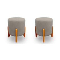 Kit 2 Puffs Thor Pés Em Madeira Sued Cinza Claro - Kimi Design