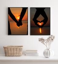 Kit 2 Quadros Decorativos Casal Por Do Sol Praia 33x24cm - com vidro