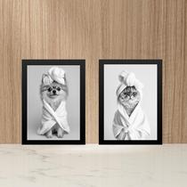 Kit 2 Quadros Divertidos Para Banheiro Gatinha e Cachorrinha 33x24cm