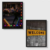 Kit 2 Quadros Everyone Is Welcome 45X34Cm Com Vidro Preta