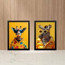 Kit 2 Quadros Girafa e Zebra Fashion De Óculos 24x18cm Kit 2 Quadros Girafa e Zebra Fashion De Óculos 24x18cm