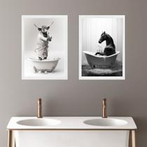 Kit 2 Quadros Para Decorar Banheiro - Boi e Cavalo 45x34cm - com vidro Kit 2 Quadros Para Decorar Banheiro - Boi e Cavalo 45x34cm - com vidro