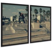 Kit 2 Quadros Skate Skatista Flip Manobra 45x34cm - com vidro
