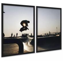 Kit 2 Quadros Skatista Manobra Aérea Pista 33X24Cm Kit 2 Quadros Skatista Manobra Aérea Pista 33X24Cm