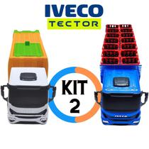 Kit 2 Réplicas De Brinquedo Caminhão Iveco Tector - Coletor + Engradados