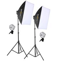 Kit 2 Softbox 50x70 p/4 Lâmpadas Bivolt + Tripé