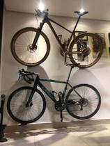 Kit 2 Suportes de parede para 2 bikes bicicletas horizontal