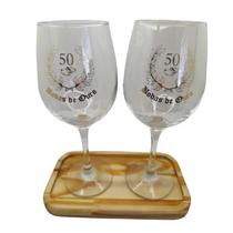 Kit 2 Taças Bandeja Bodas Ouro 50 Anos Personalizada Vinho