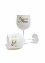 Kit 2 Taças de Gin Branca Boas Festas com Escrita Dourada Ideal para Brindes de Natal Ano Novo e Decoração de Mesa Posta Celebração de Luxo Kit 2 Taças de Gin Branca Boas Festas com Escrita Dourada Ideal para Brindes de Natal Ano Novo e Decoração de Mesa Posta Celebração de Luxo
