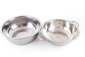 Kit 2 Unidades Tigela Para Saladas E Escorredor Em Inox Kit 2 Unidades Tigela Para Saladas E Escorredor Em Inox