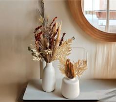Kit 2 Vasos Off White com Arranjo De Flor Seca Capim dos Pampas Decoração Flores Secas - CHARMHOUSE