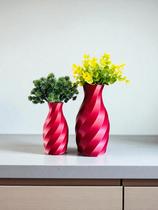 Kit 2 Vasos Twist Decorativos Modernos para Flores Artificiais, ideal para Sala, Quarto, Escritório Kit 2 Vasos Twist Decorativos Modernos para Flores Artificiais, ideal para Sala, Quarto, Escritório