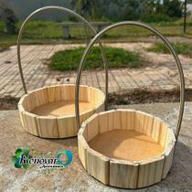Kit 20 Cestas Fraldeira Redondas de Madeira com Alça de Vime 10 Un 18cm +10 Un 23cm Porta-Objetos Kit 20 Cestas Fraldeira Redondas de Madeira com Alça de Vime 10 Un 18cm +10 Un 23cm Porta-Objetos