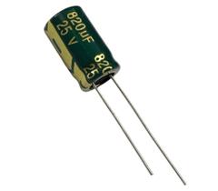 Kit 20 pçs capacitor eletrolitico 820x25v 820uf x 25v 105 graus Kit 20 pçs capacitor eletrolitico 820x25v 820uf x 25v 105 graus