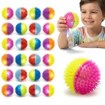 Kit 24 Bolinha Com Cravo Luz E Apito Brinquedo Interativo Para Cães Gatos