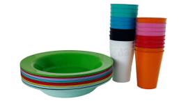 Kit 25 Copo 300ml E 25 Prato Fundo Plástico Infantil Merenda Kit 25 Copo 300ml E 25 Prato Fundo Plástico Infantil Merenda