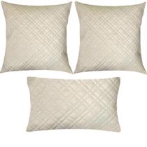 Kit 3 Almofadas Composê Matelassê Bege Liso Kit 3 Almofadas Composê Matelassê Bege Liso