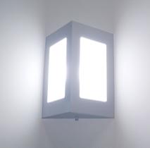 Kit 3 Arandela triangular em alumínio E27 Branca st532